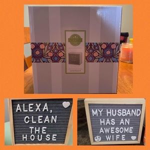 Brand New Scentsy Letterboard Warmer